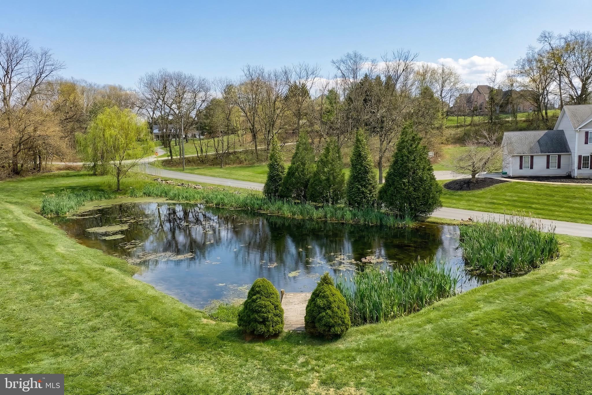 FAIRFAX FARMS - Residential