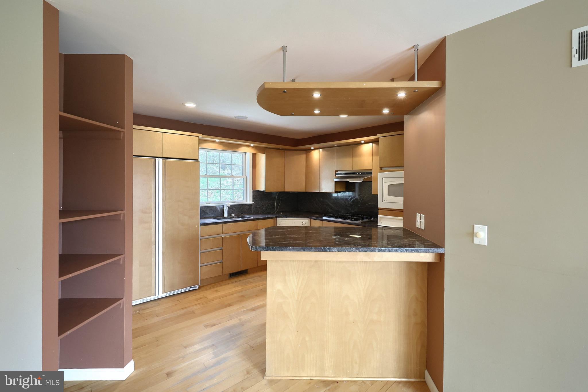 FAIRFAX FARMS - Residential