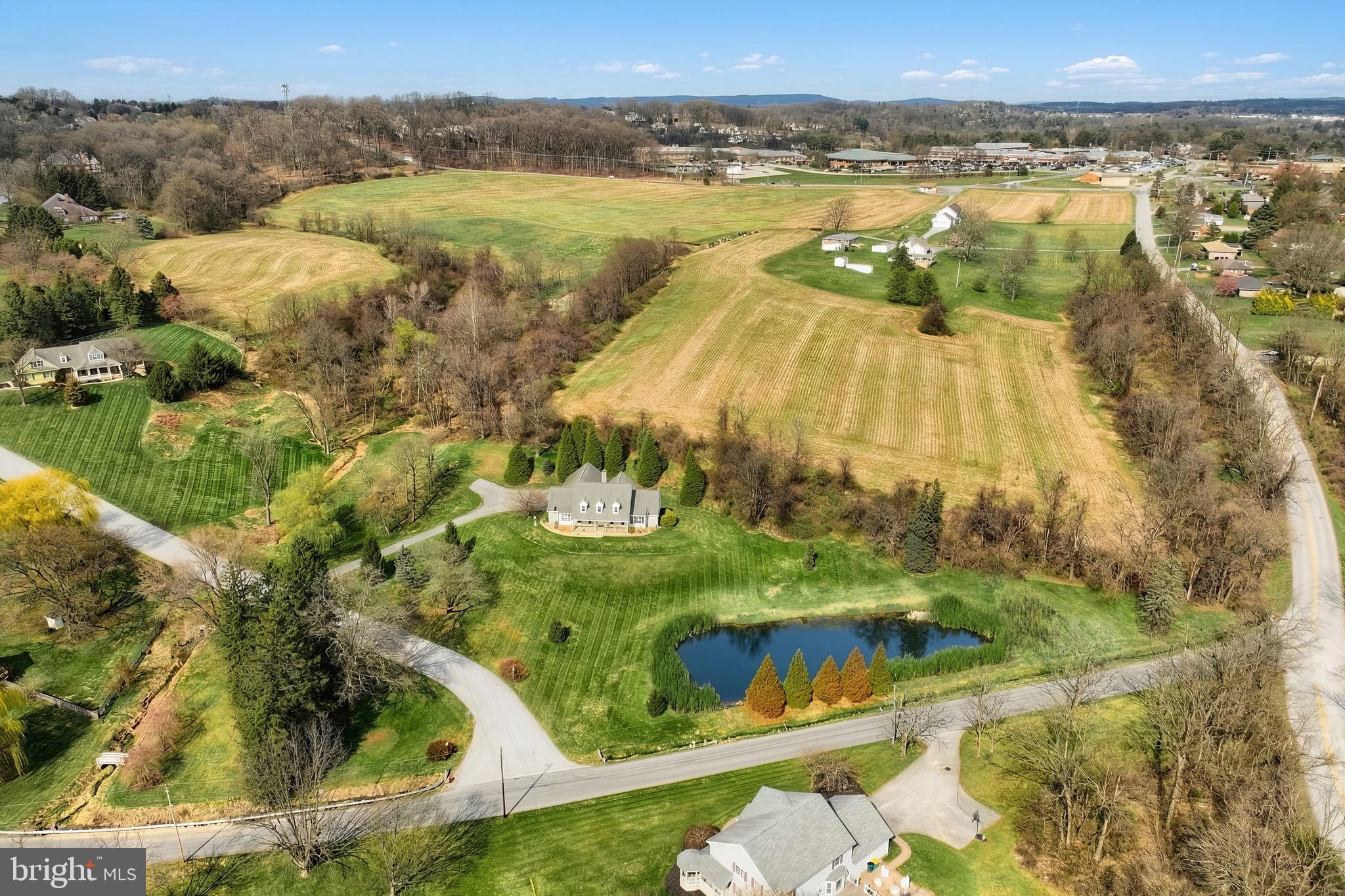 FAIRFAX FARMS - Residential