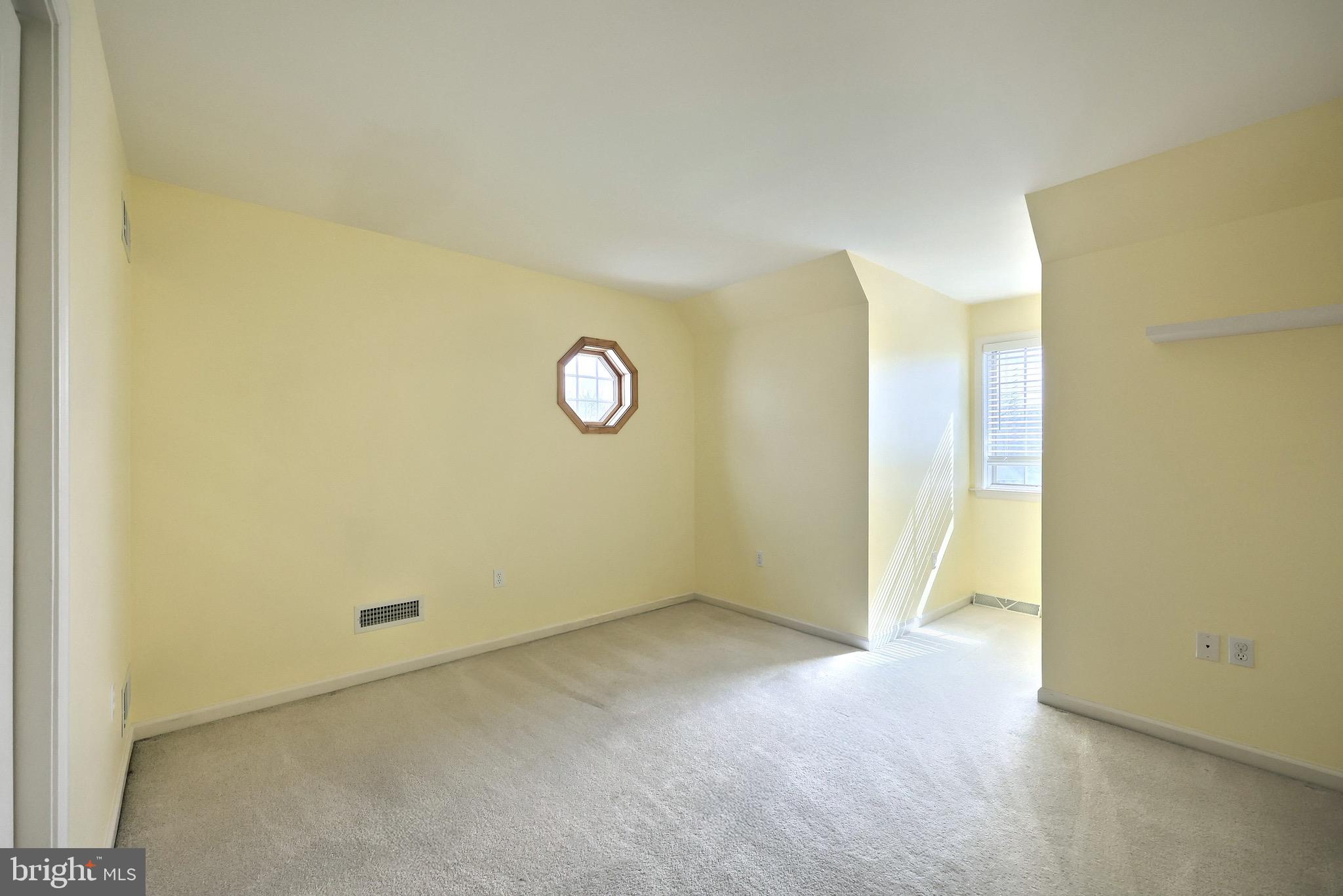 FAIRFAX FARMS - Residential