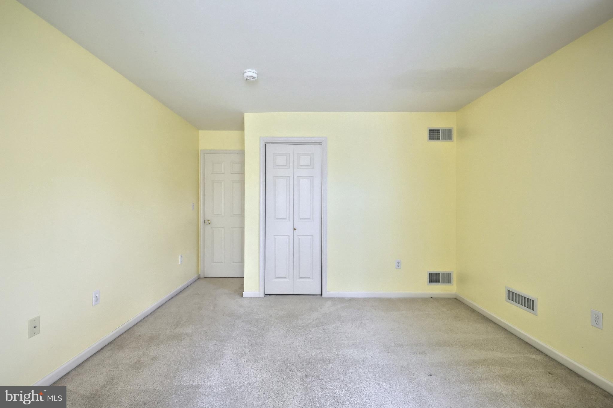 FAIRFAX FARMS - Residential