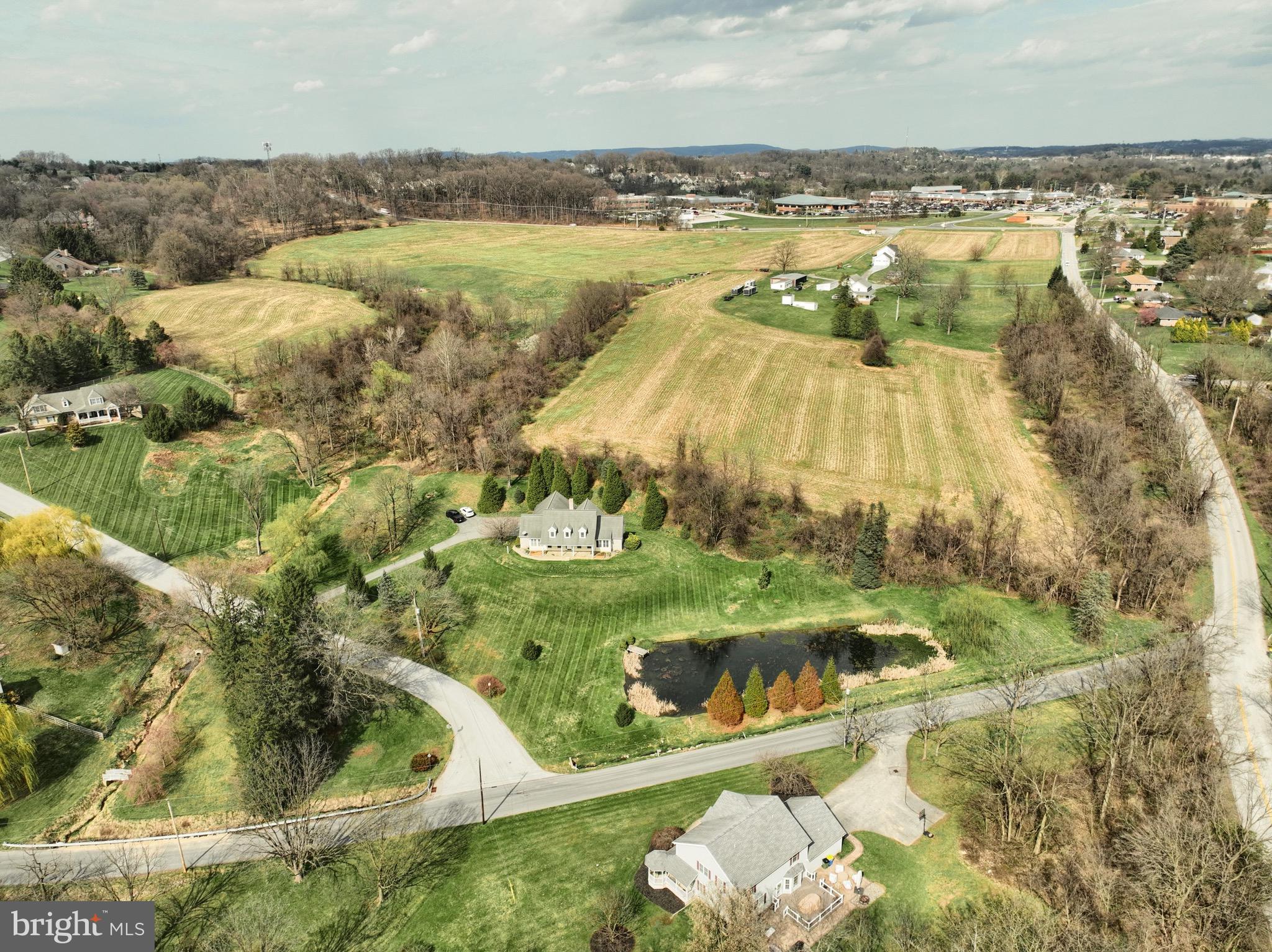 FAIRFAX FARMS - Residential