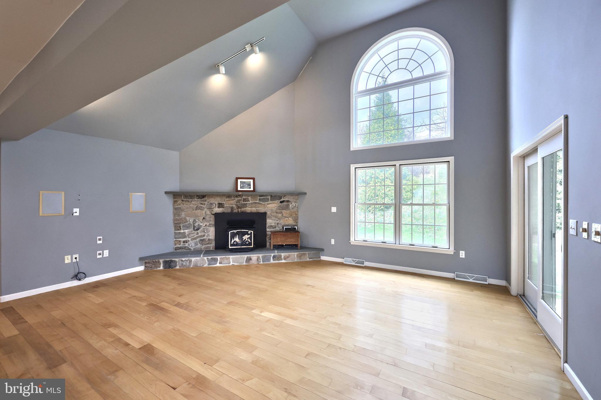 FAIRFAX FARMS - Residential