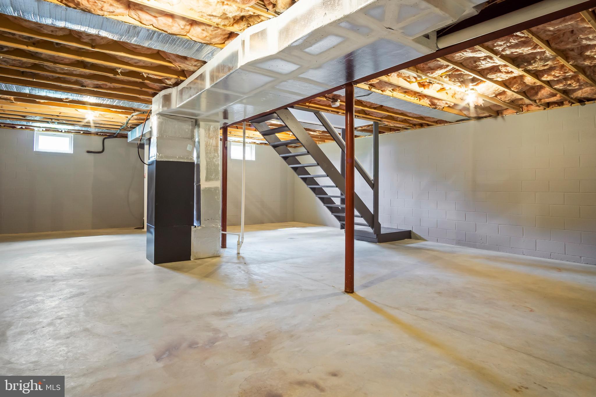 MAUGANS MEADOWS - Residential