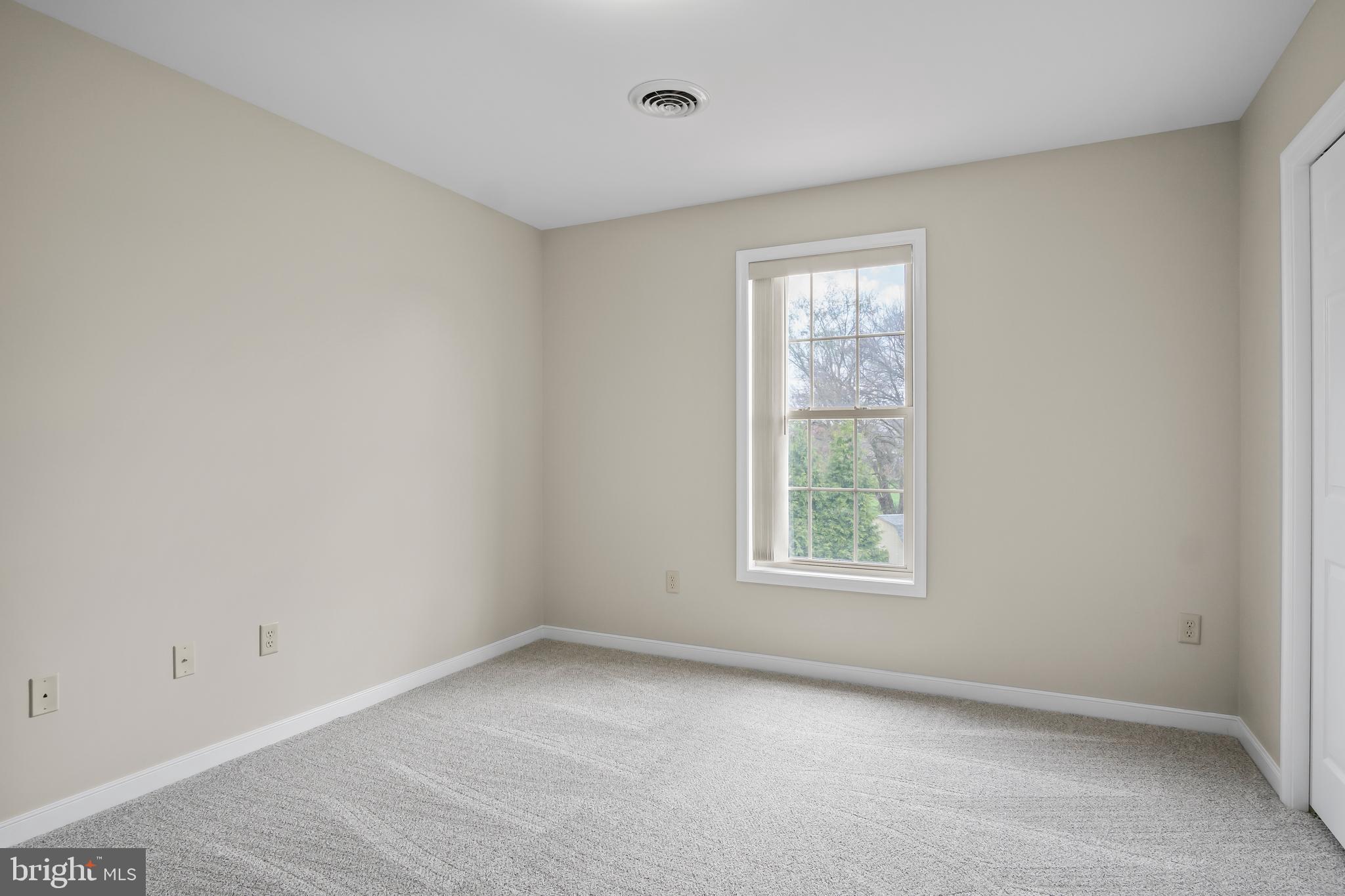 MAUGANS MEADOWS - Residential