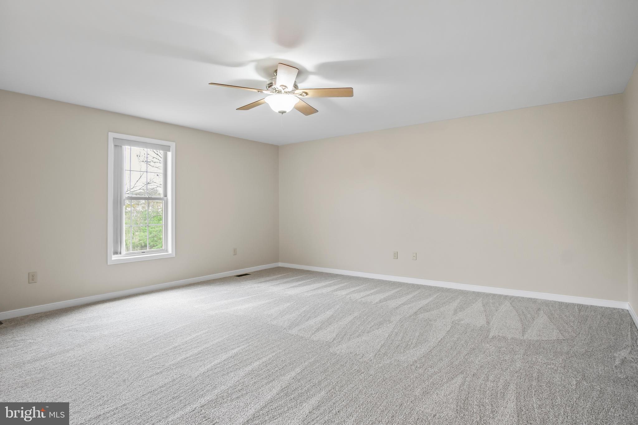 MAUGANS MEADOWS - Residential