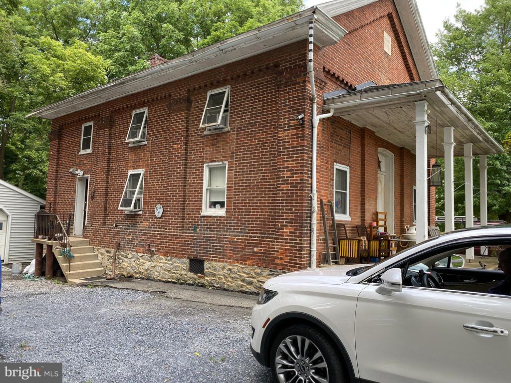 Photo of 1355 Penn Grant Rd, LANCASTER, PA 17602 (MLS # PALA2063212)