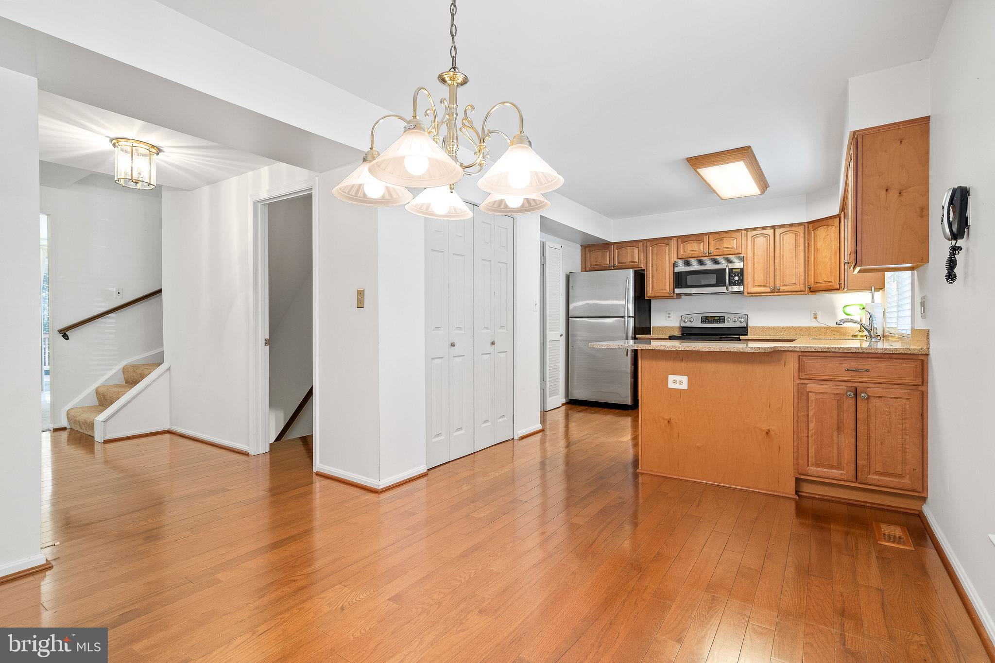 LUTHERVILLE - Residential