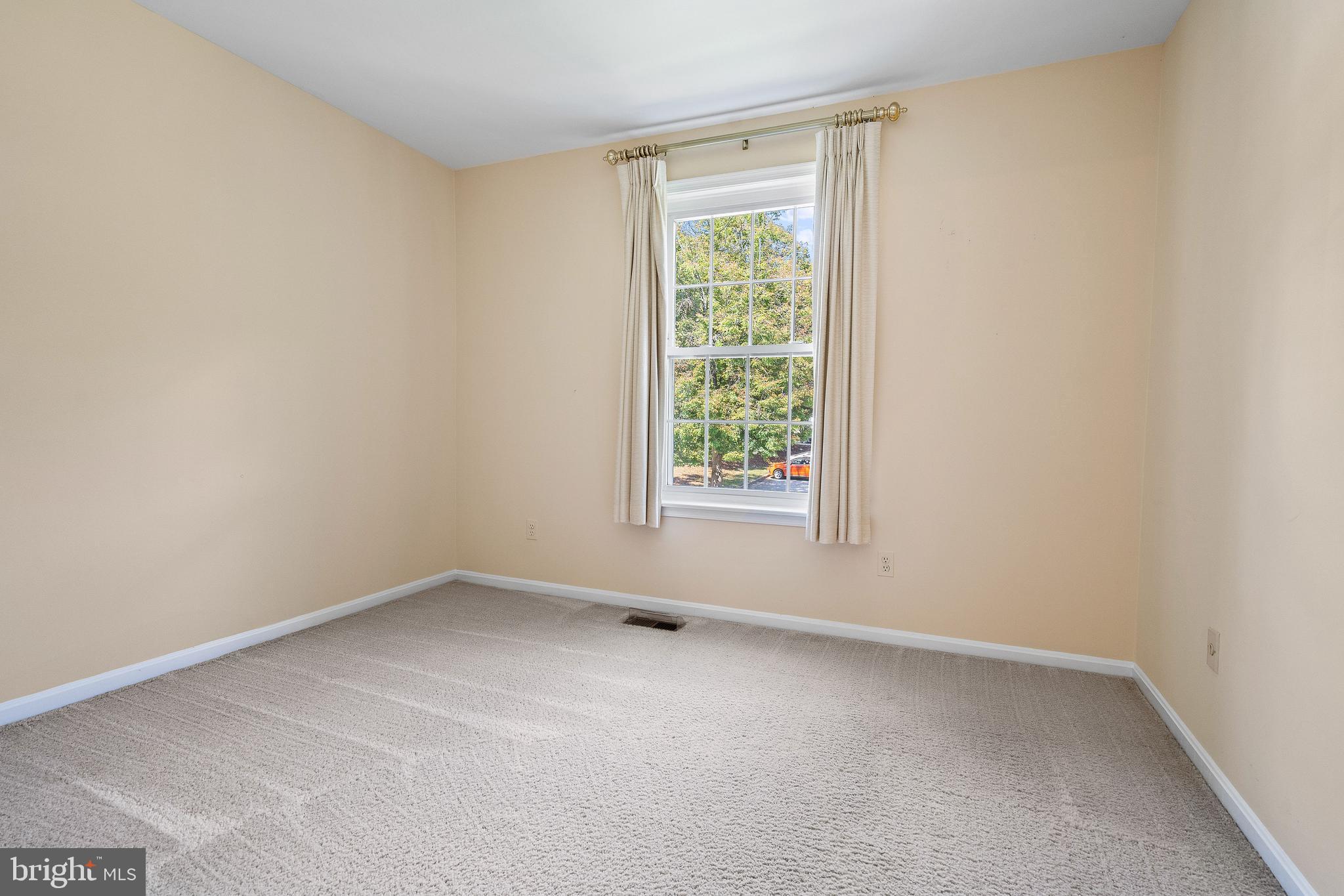 LUTHERVILLE - Residential