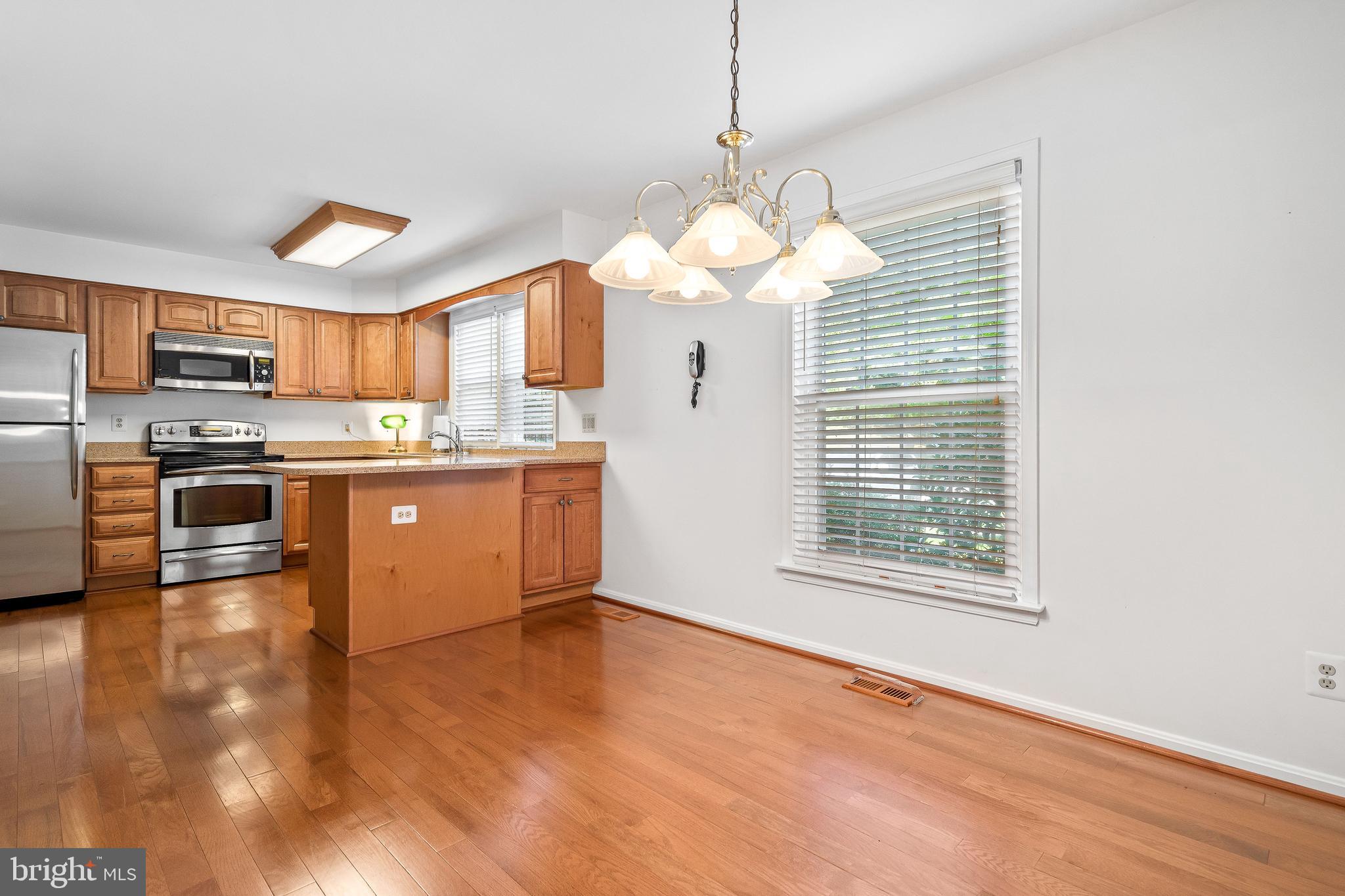 LUTHERVILLE - Residential