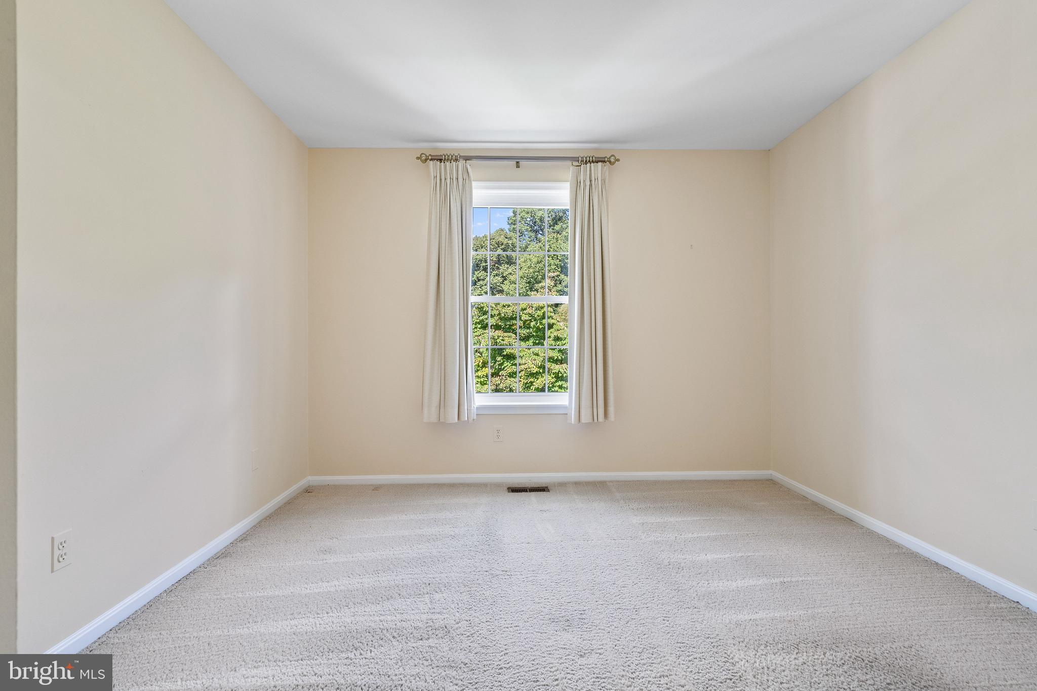 LUTHERVILLE - Residential