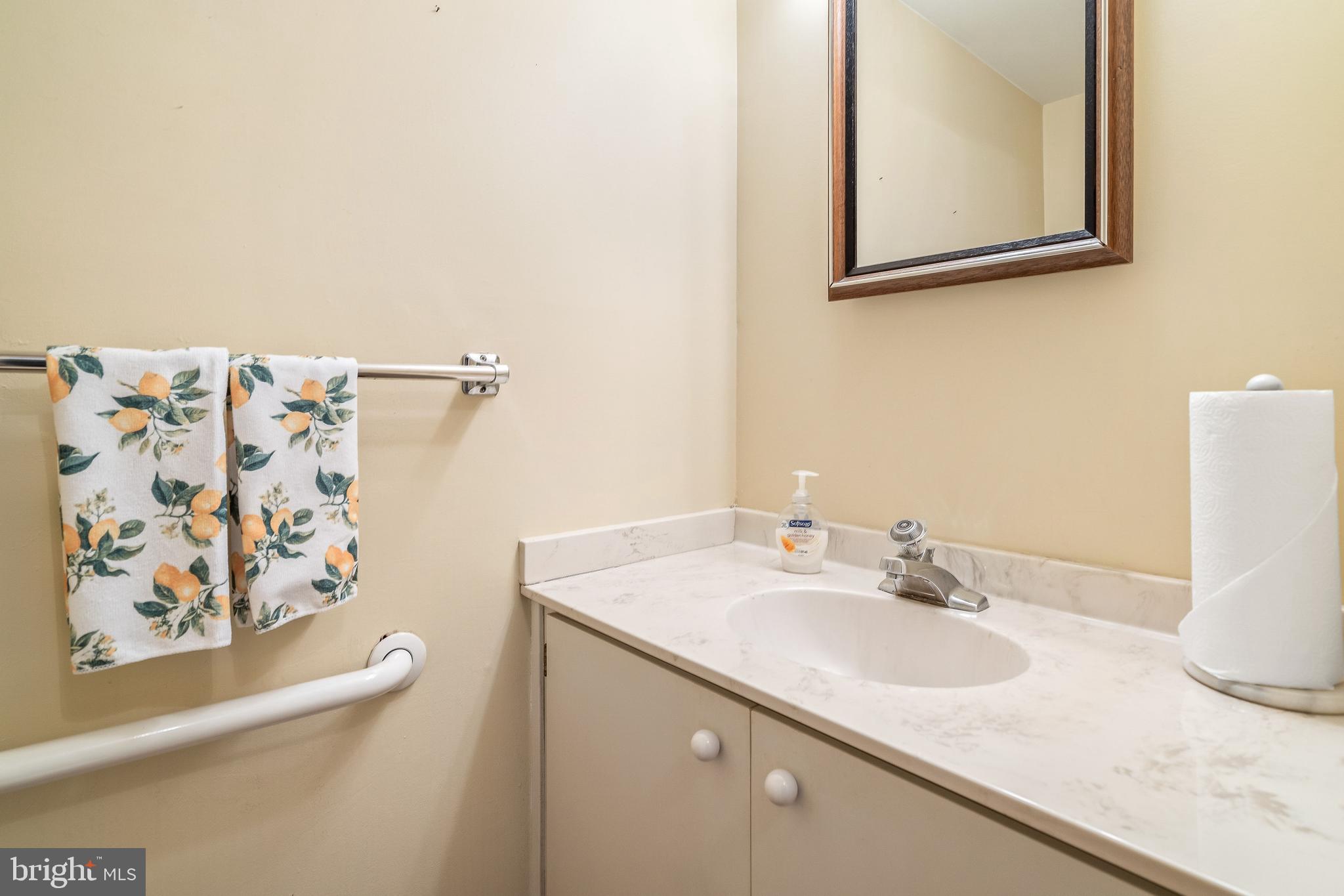 LUTHERVILLE - Residential