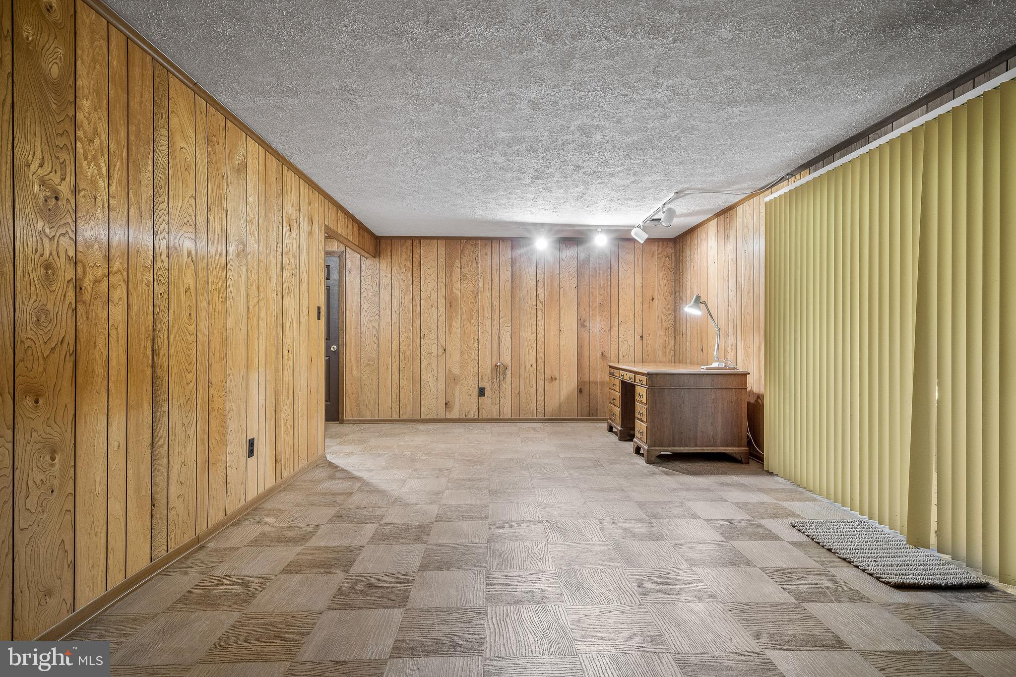 LUTHERVILLE - Residential