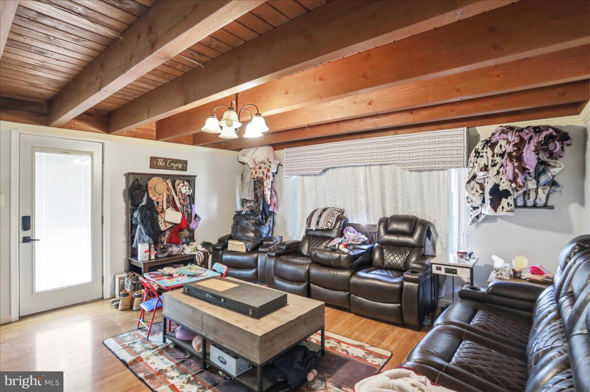 TEARCOAT ACRES - Residential