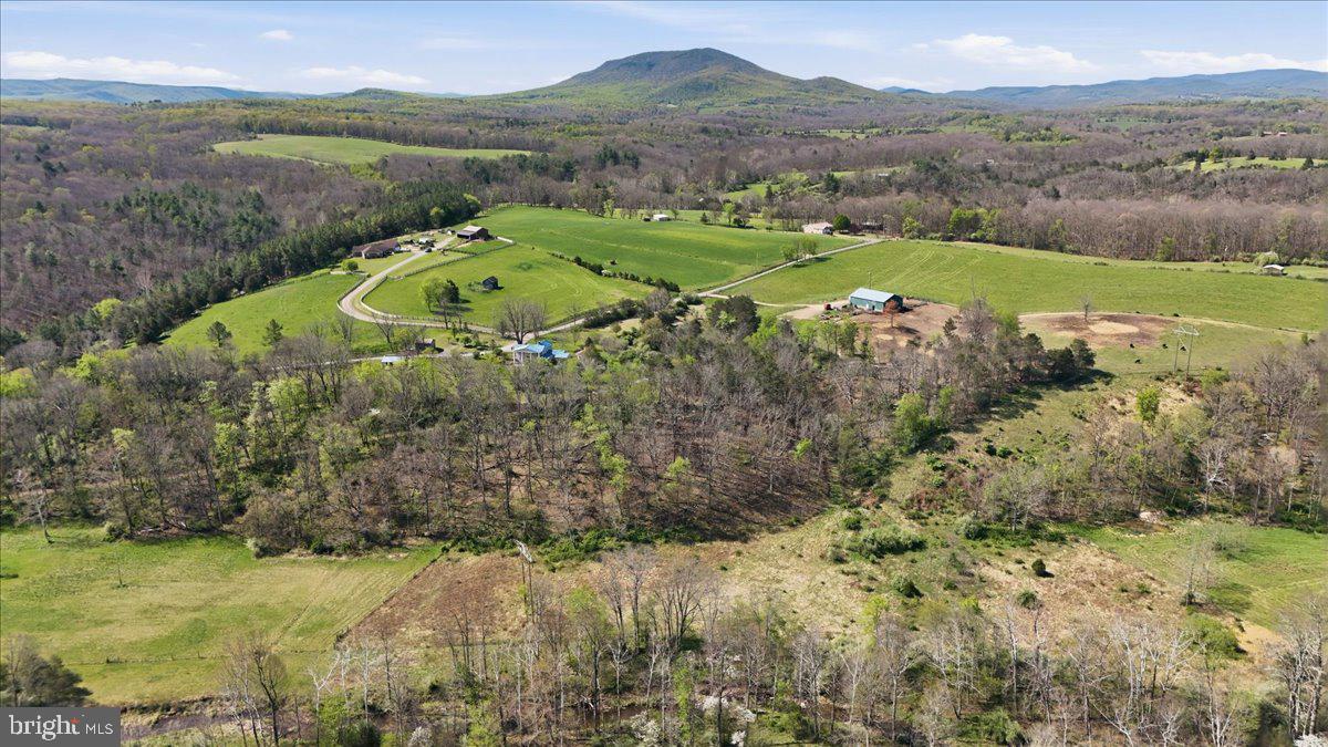 TEARCOAT ACRES - Residential