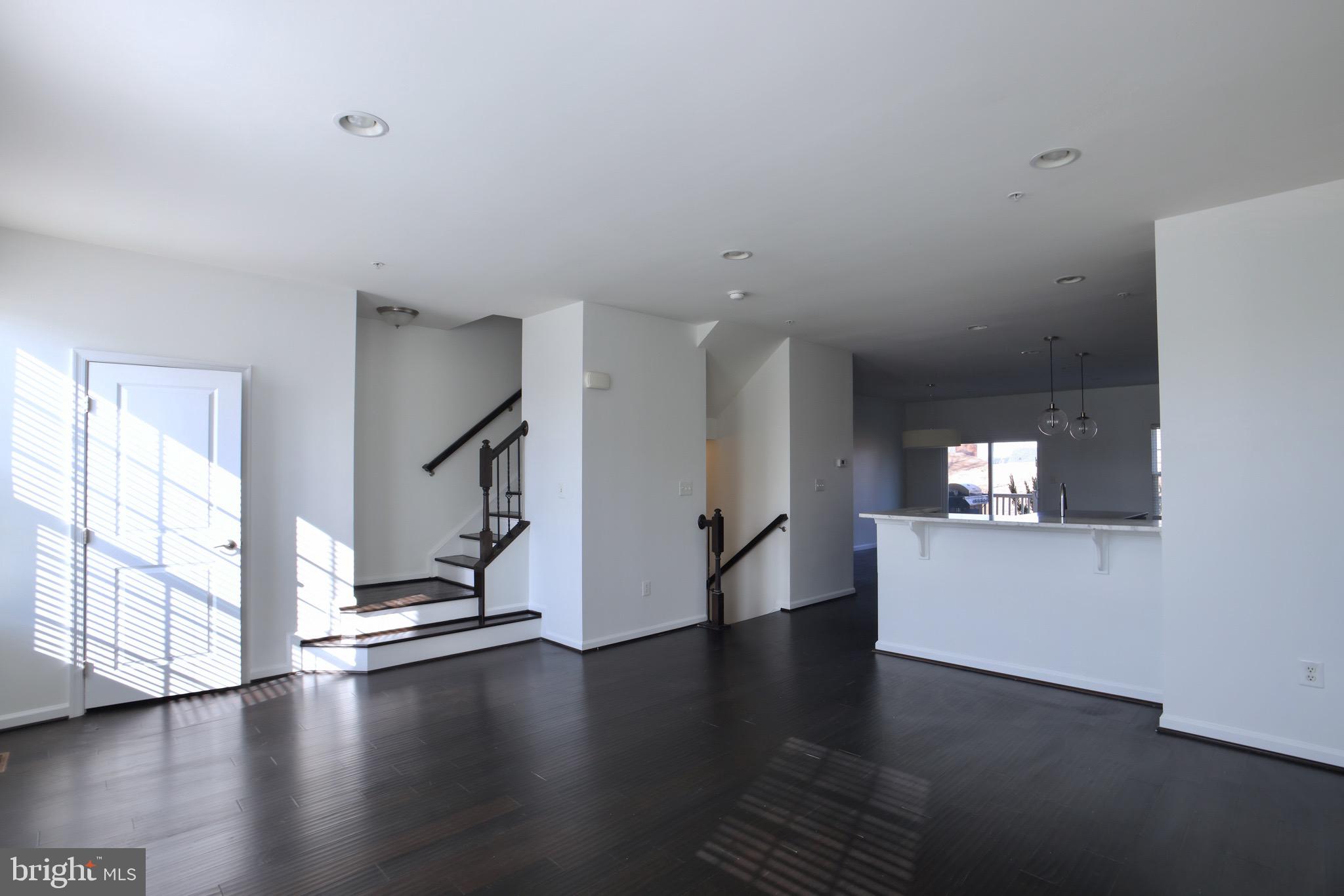 THE PARK AT ADDISON METRO - Residential