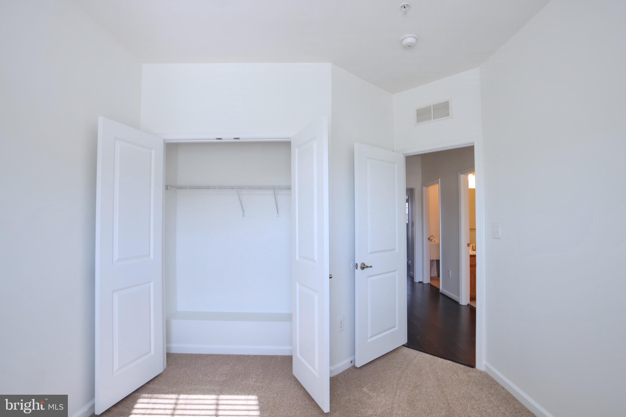 THE PARK AT ADDISON METRO - Residential