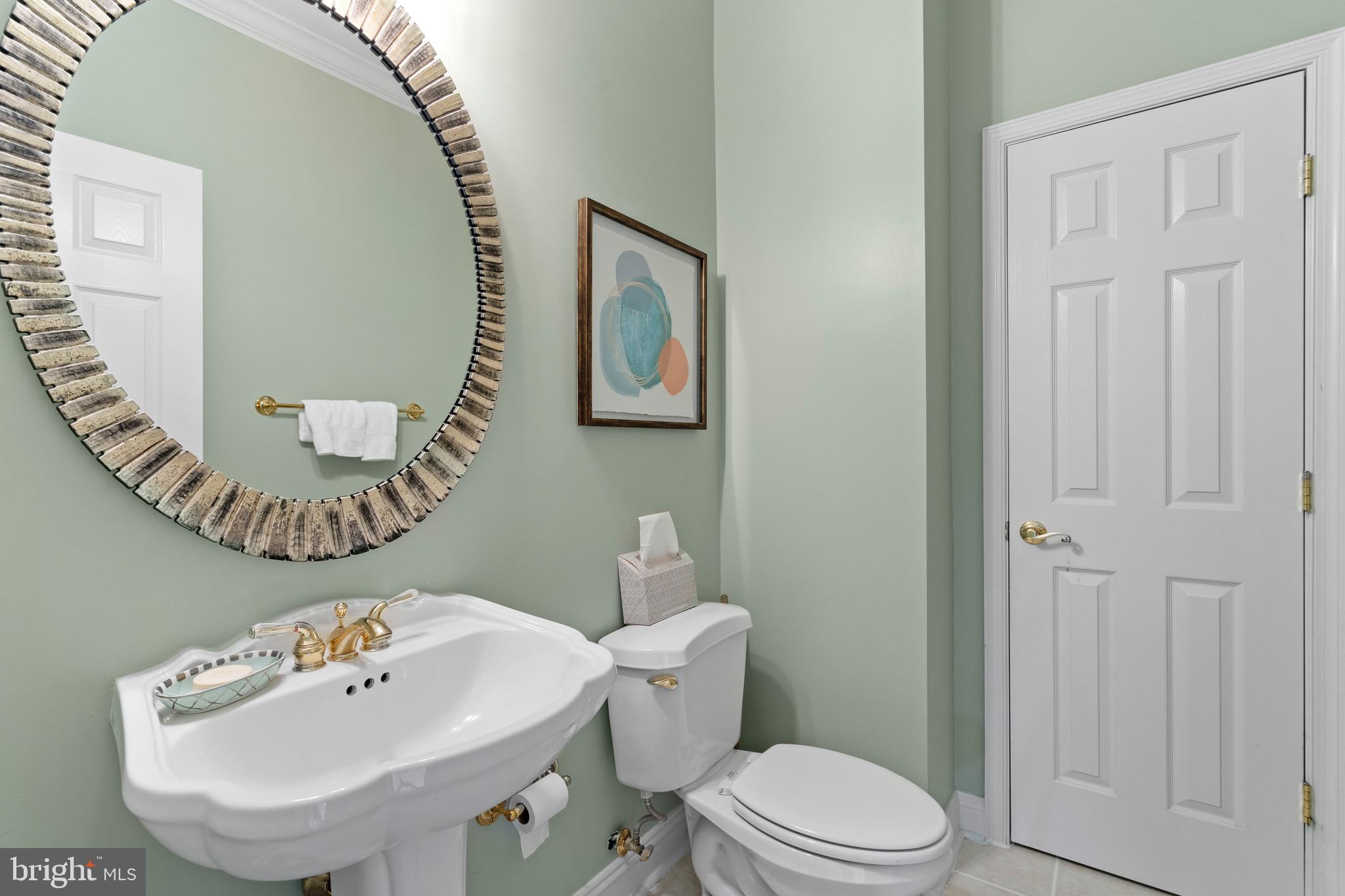 HUNTING HILLS - Residential