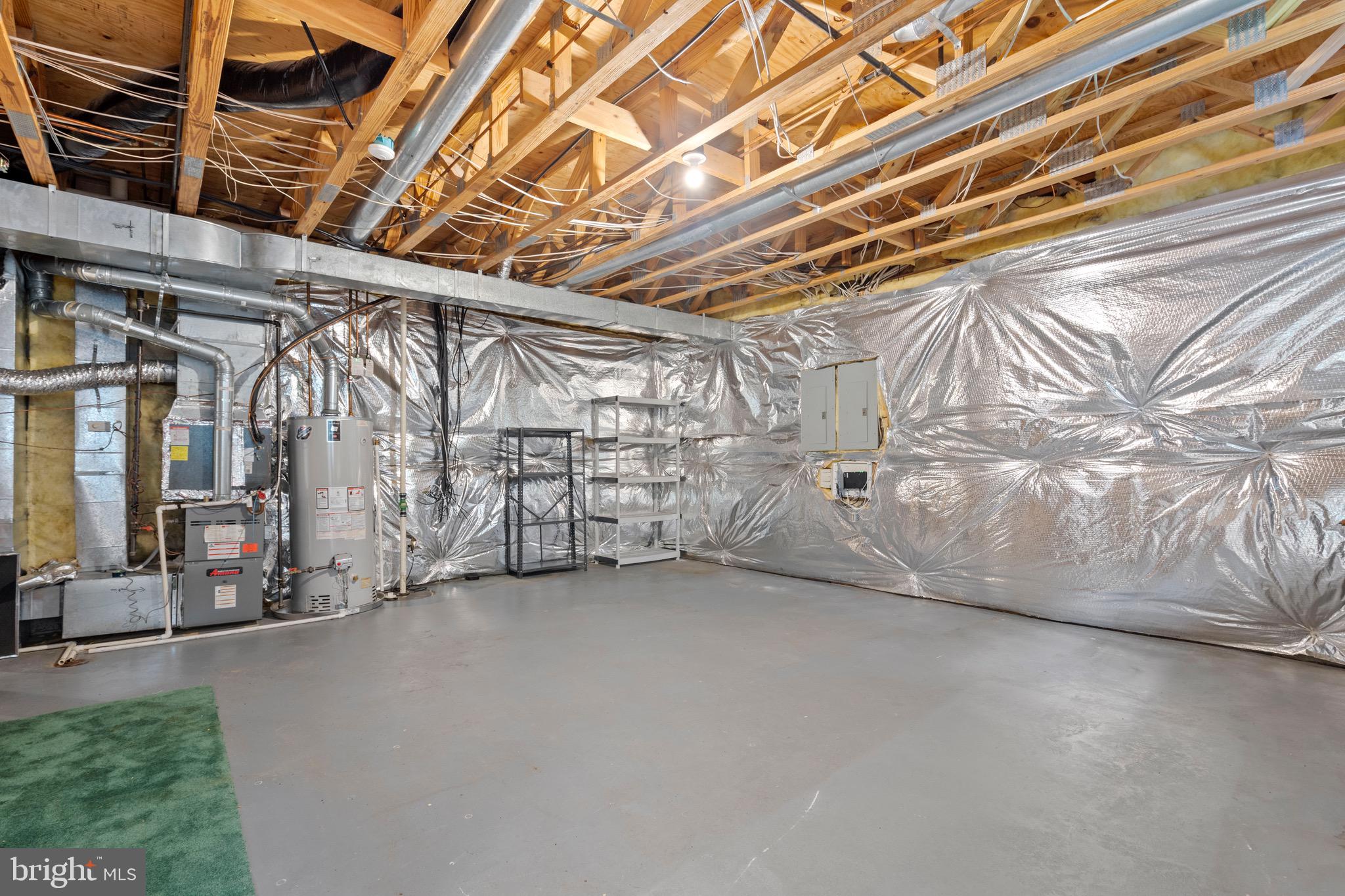 HUNTING HILLS - Residential