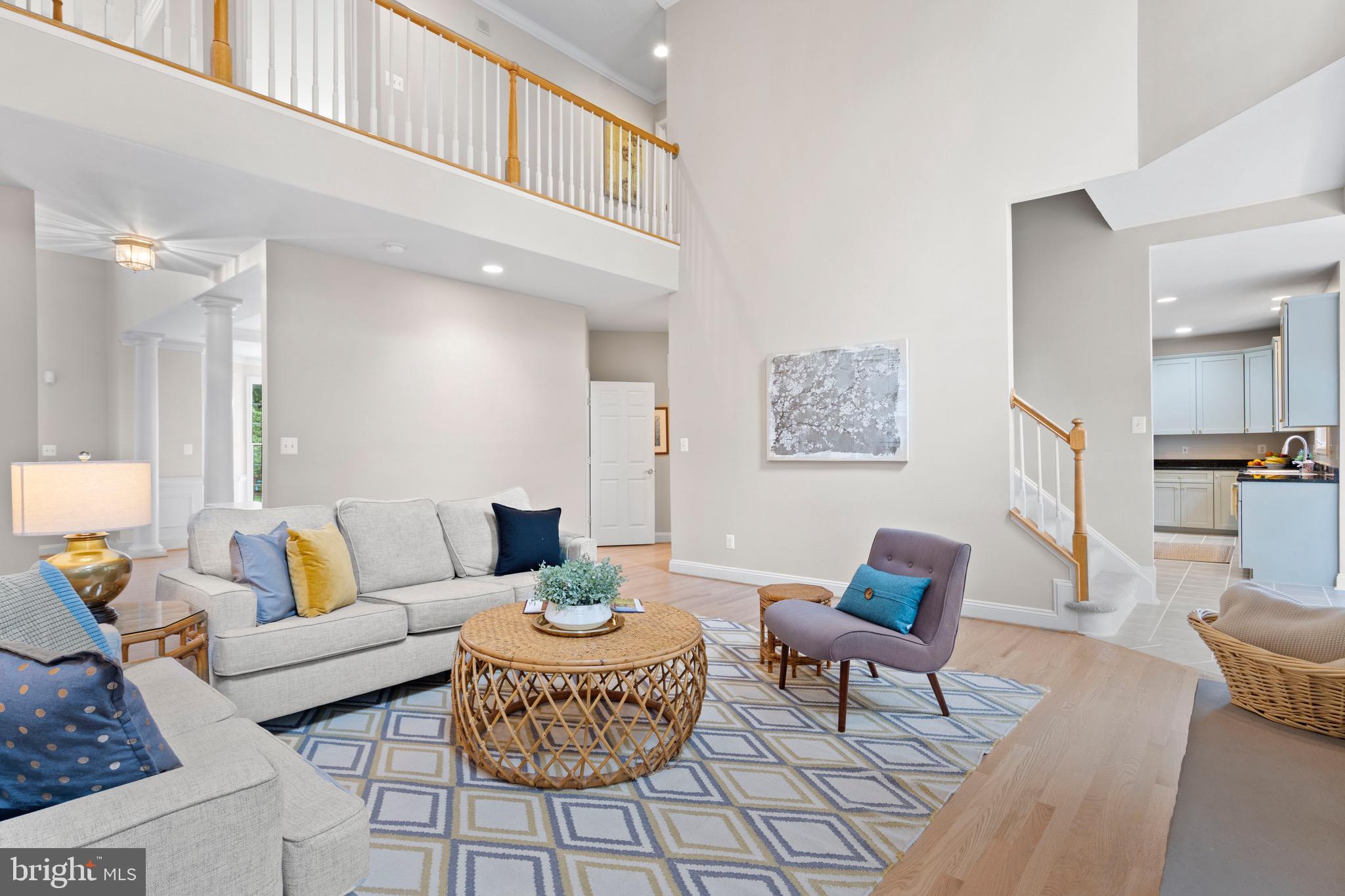 HUNTING HILLS - Residential