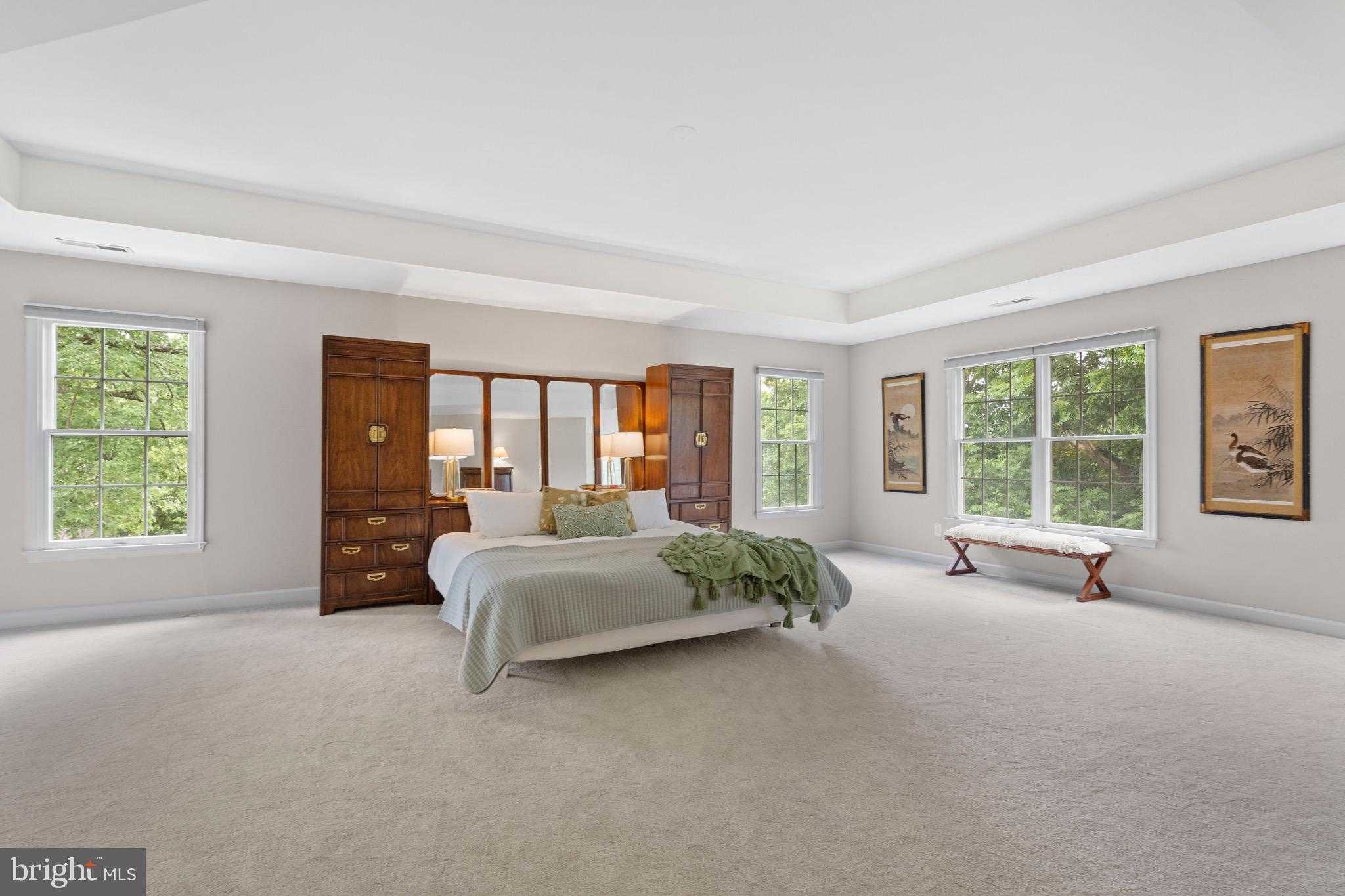 HUNTING HILLS - Residential