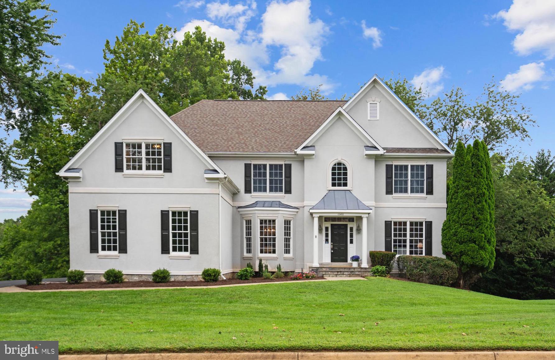 HUNTING HILLS - Residential