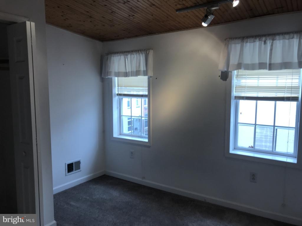 FEDERAL HILL HISTORIC DISTRICT - Residential Lease