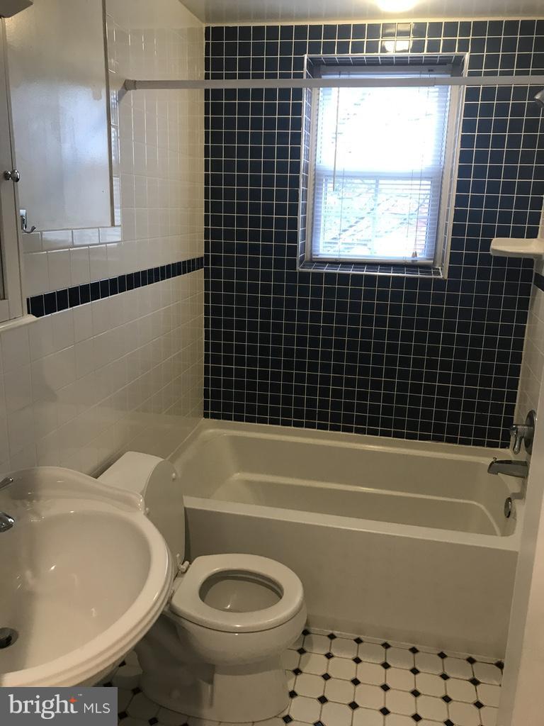 FEDERAL HILL HISTORIC DISTRICT - Residential Lease