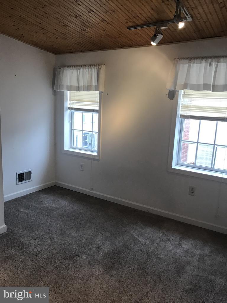 FEDERAL HILL HISTORIC DISTRICT - Residential Lease