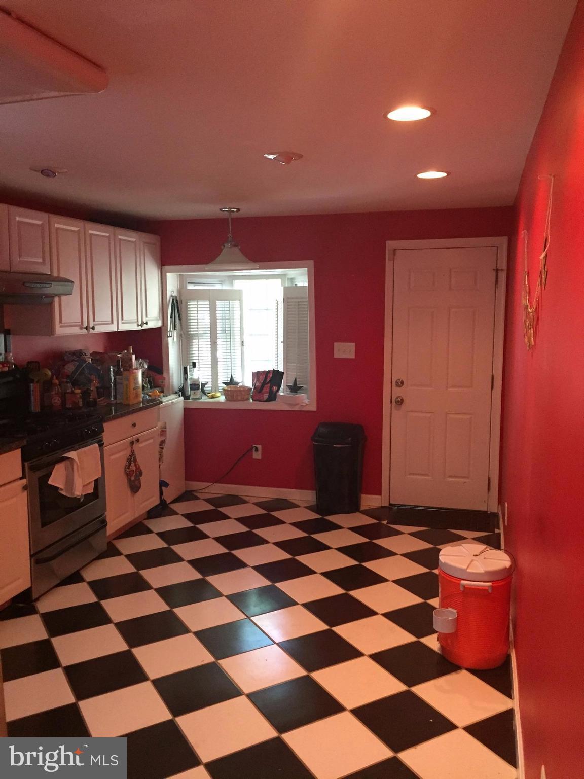 FEDERAL HILL HISTORIC DISTRICT - Residential Lease