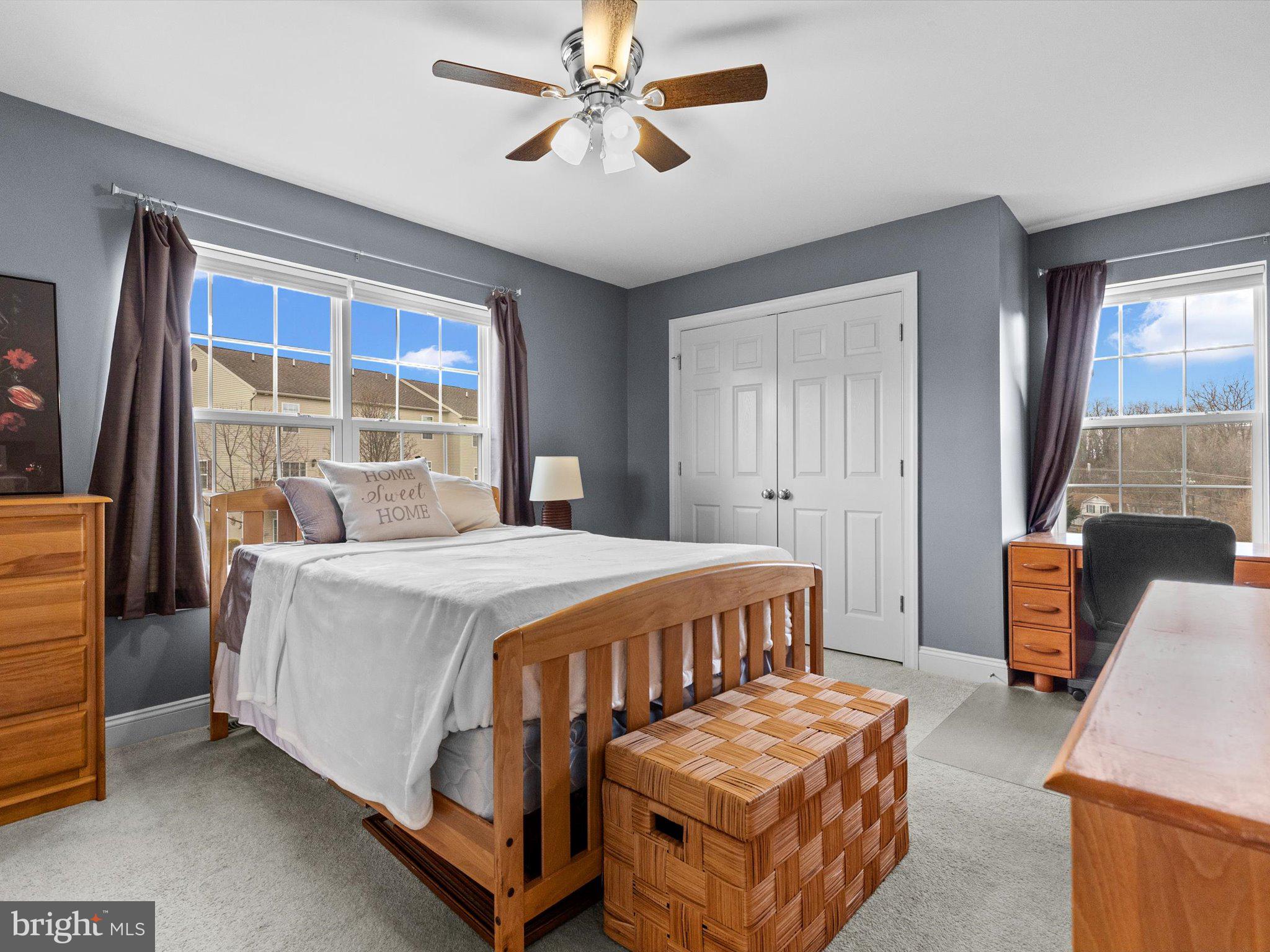 BUMBLE BEE HOLLOW - Residential