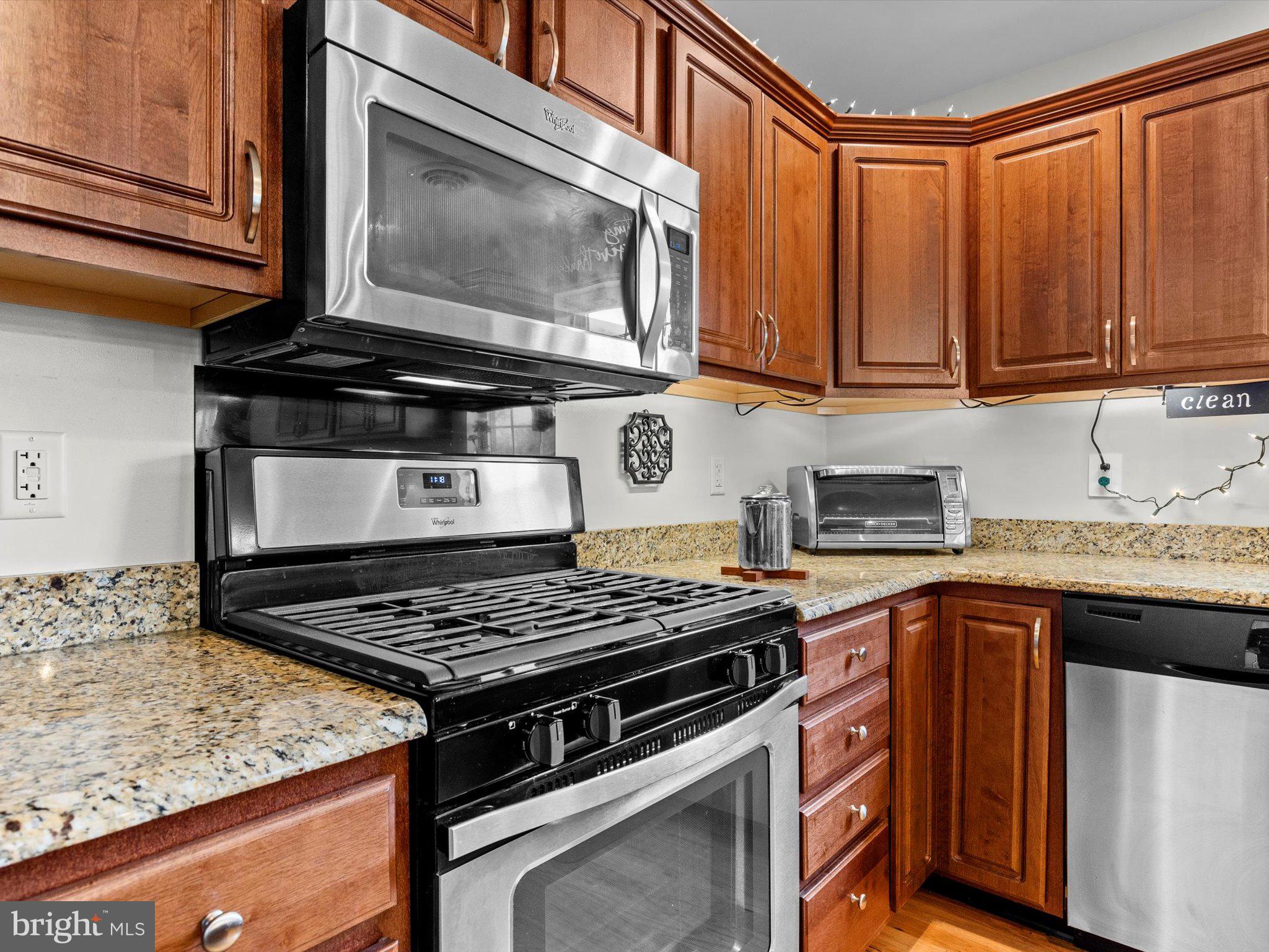 BUMBLE BEE HOLLOW - Residential