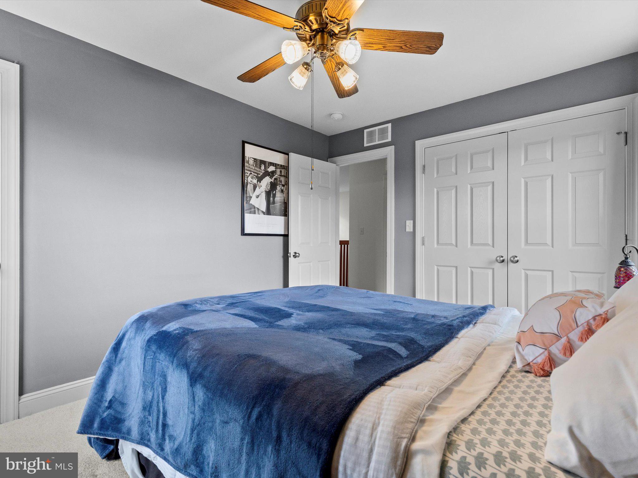 BUMBLE BEE HOLLOW - Residential