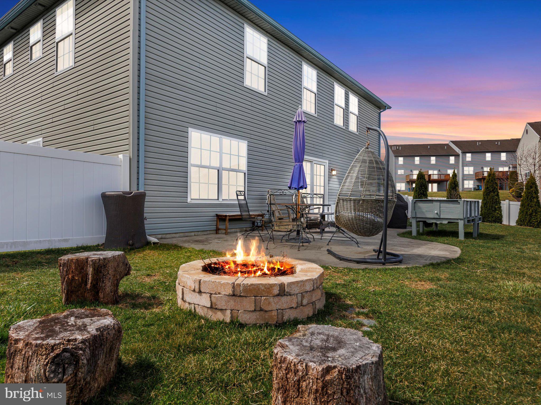 BUMBLE BEE HOLLOW - Residential