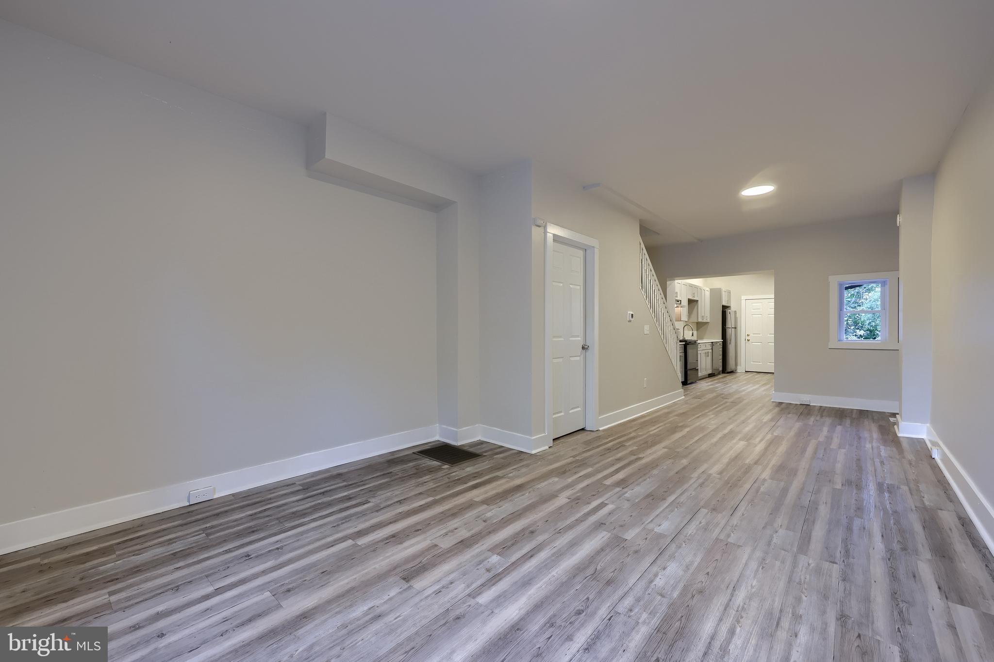 239 FRANKLIN WAY
