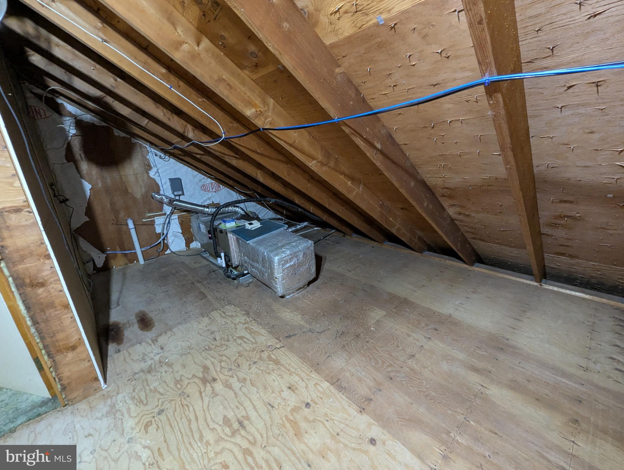 OTTER POINT - Residential