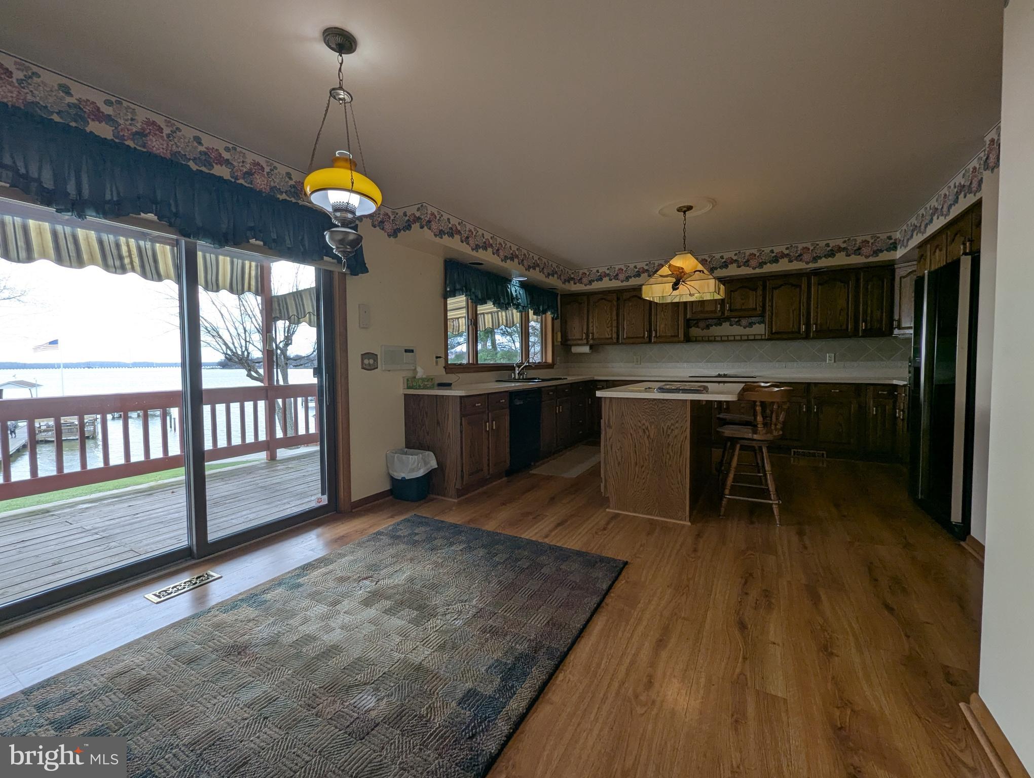 OTTER POINT - Residential