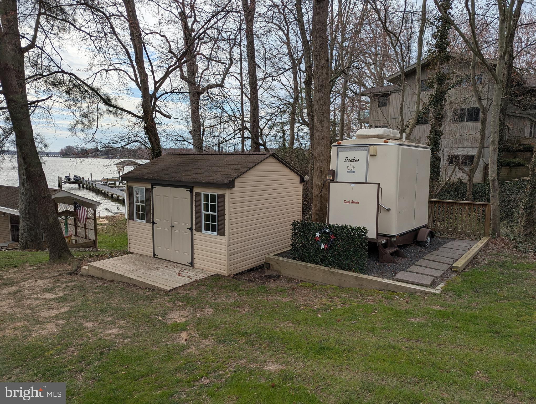 OTTER POINT - Residential