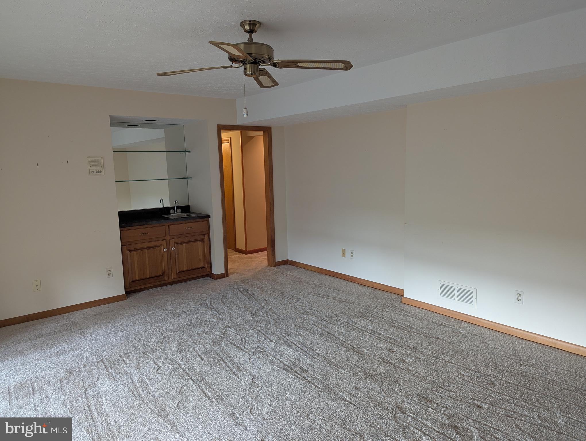 OTTER POINT - Residential