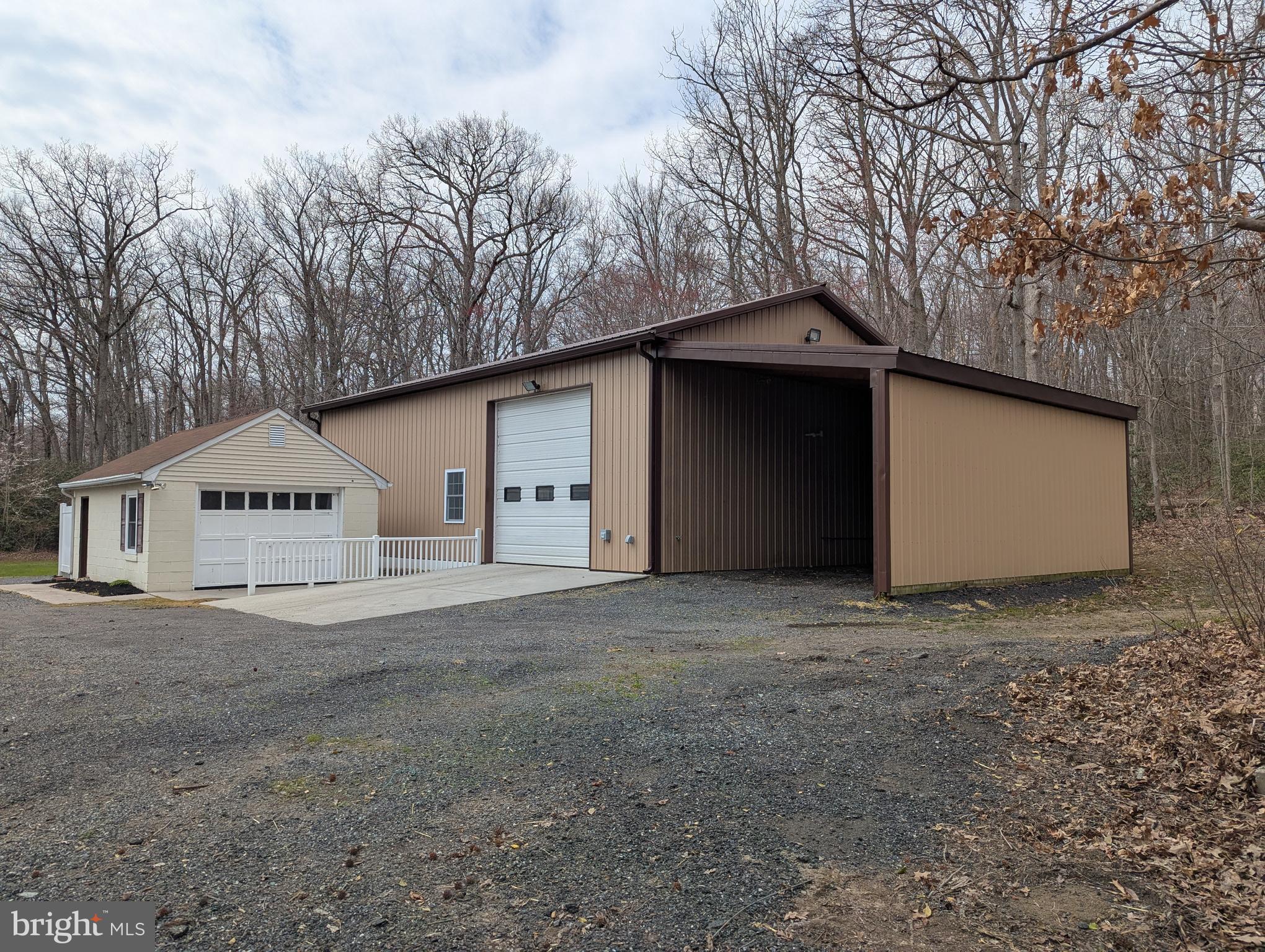 OTTER POINT - Residential