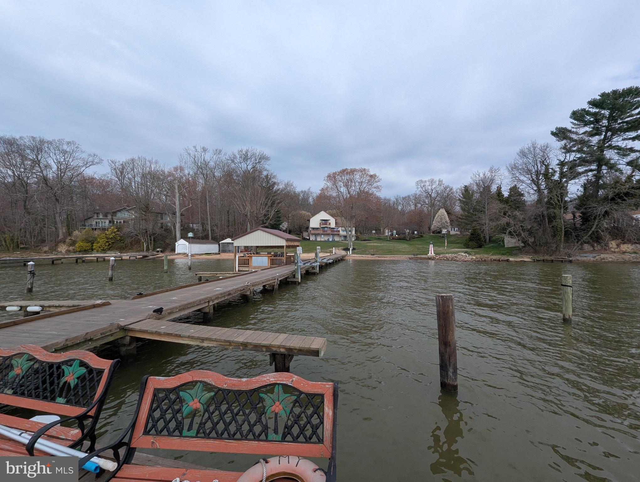OTTER POINT - Residential