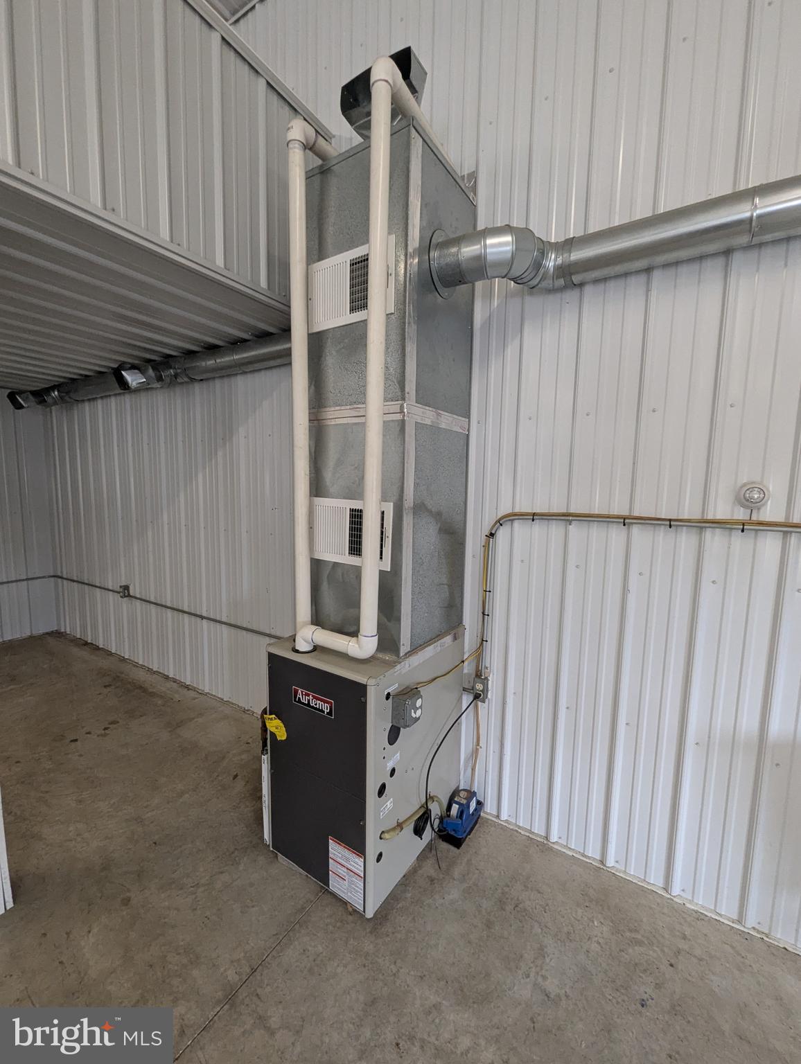 OTTER POINT - Residential