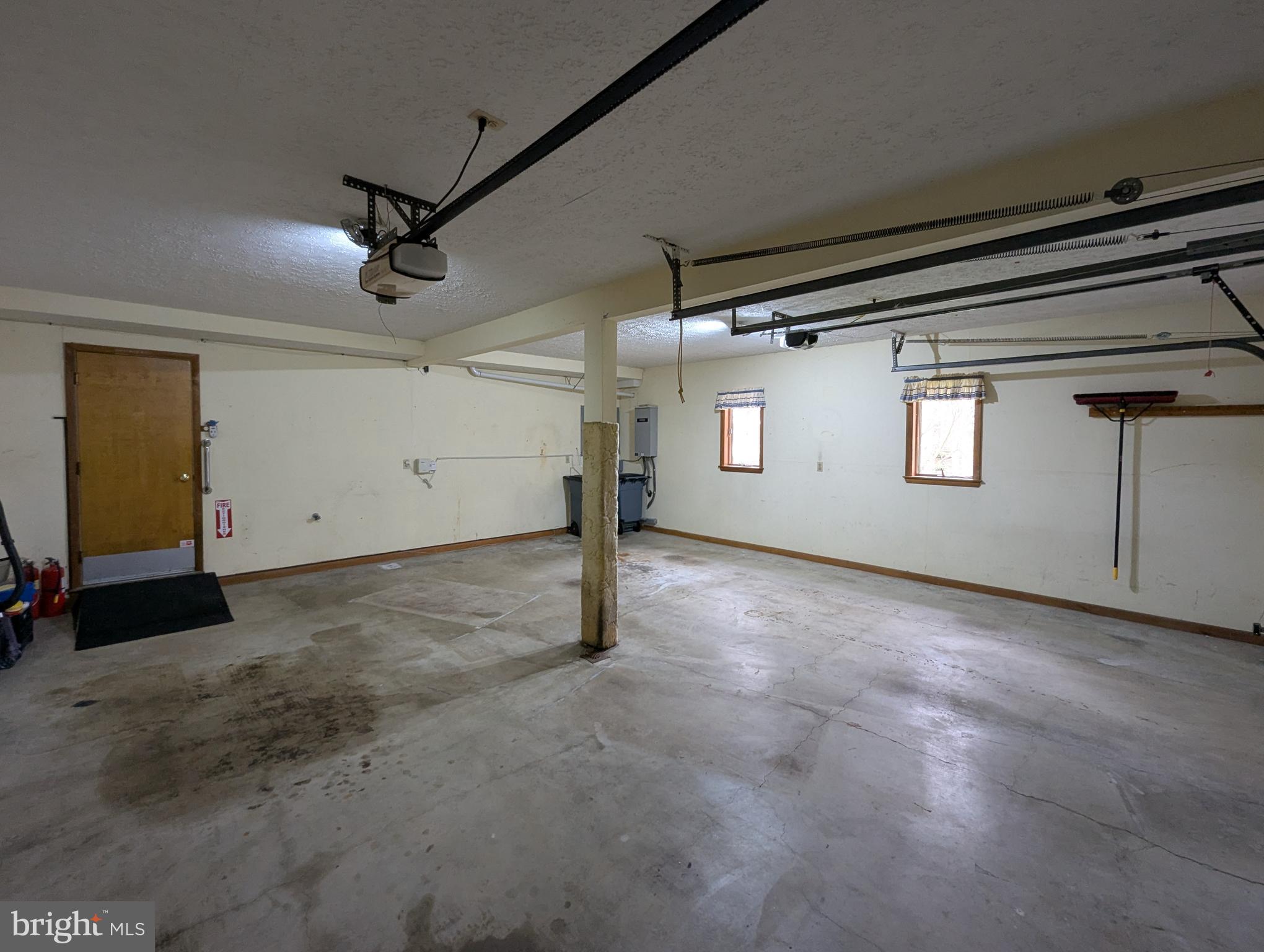 OTTER POINT - Residential