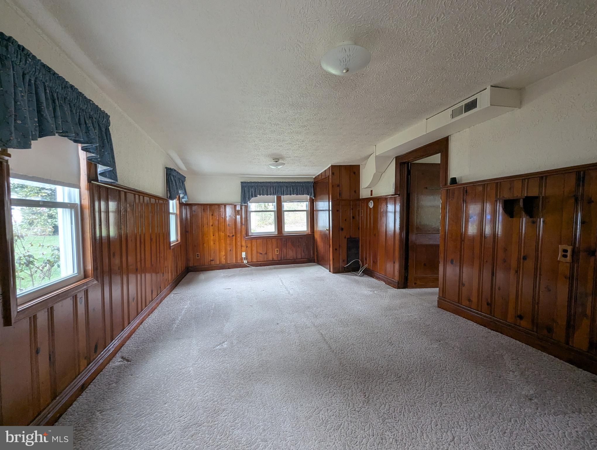 OTTER POINT - Residential