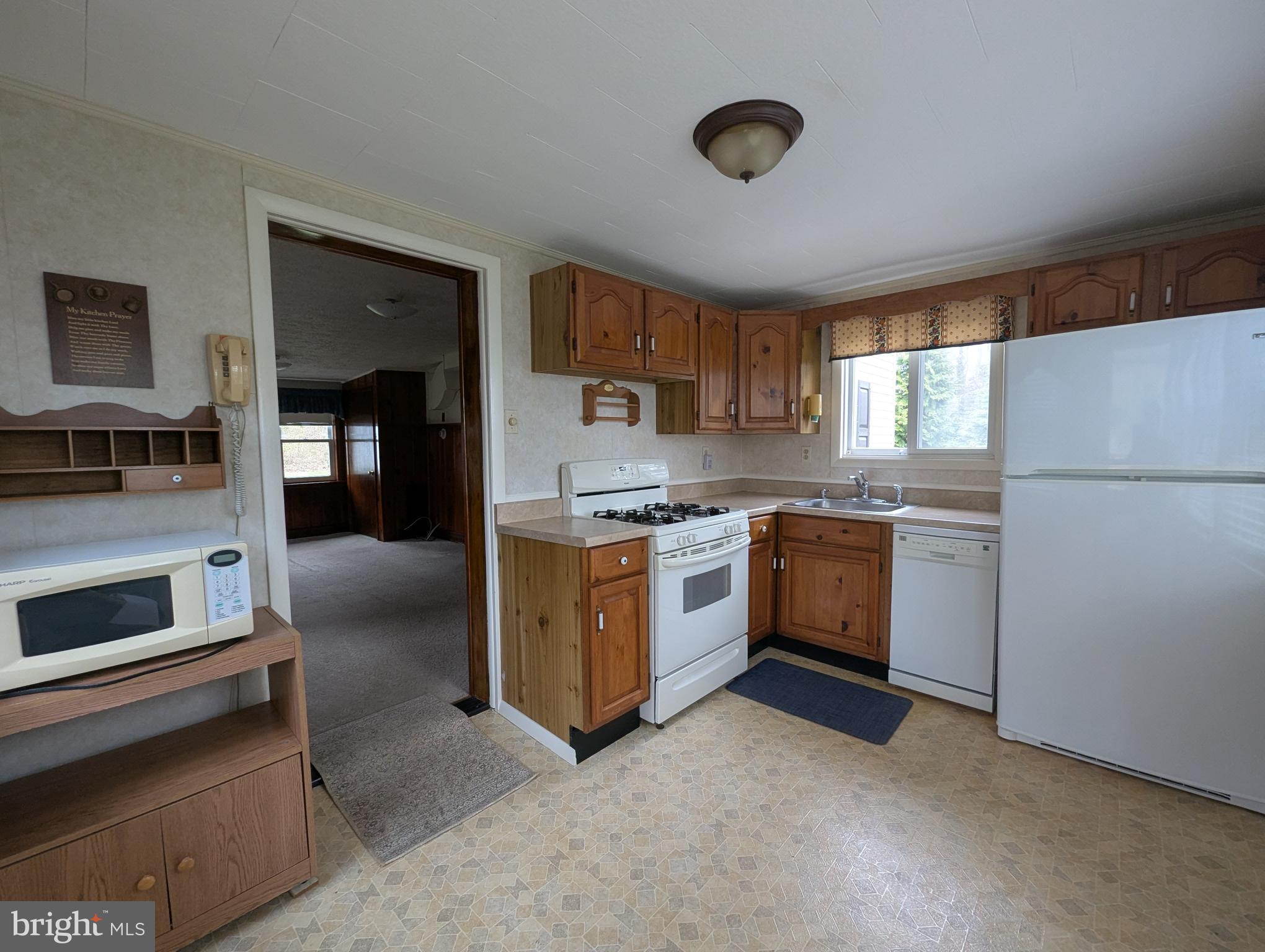 OTTER POINT - Residential