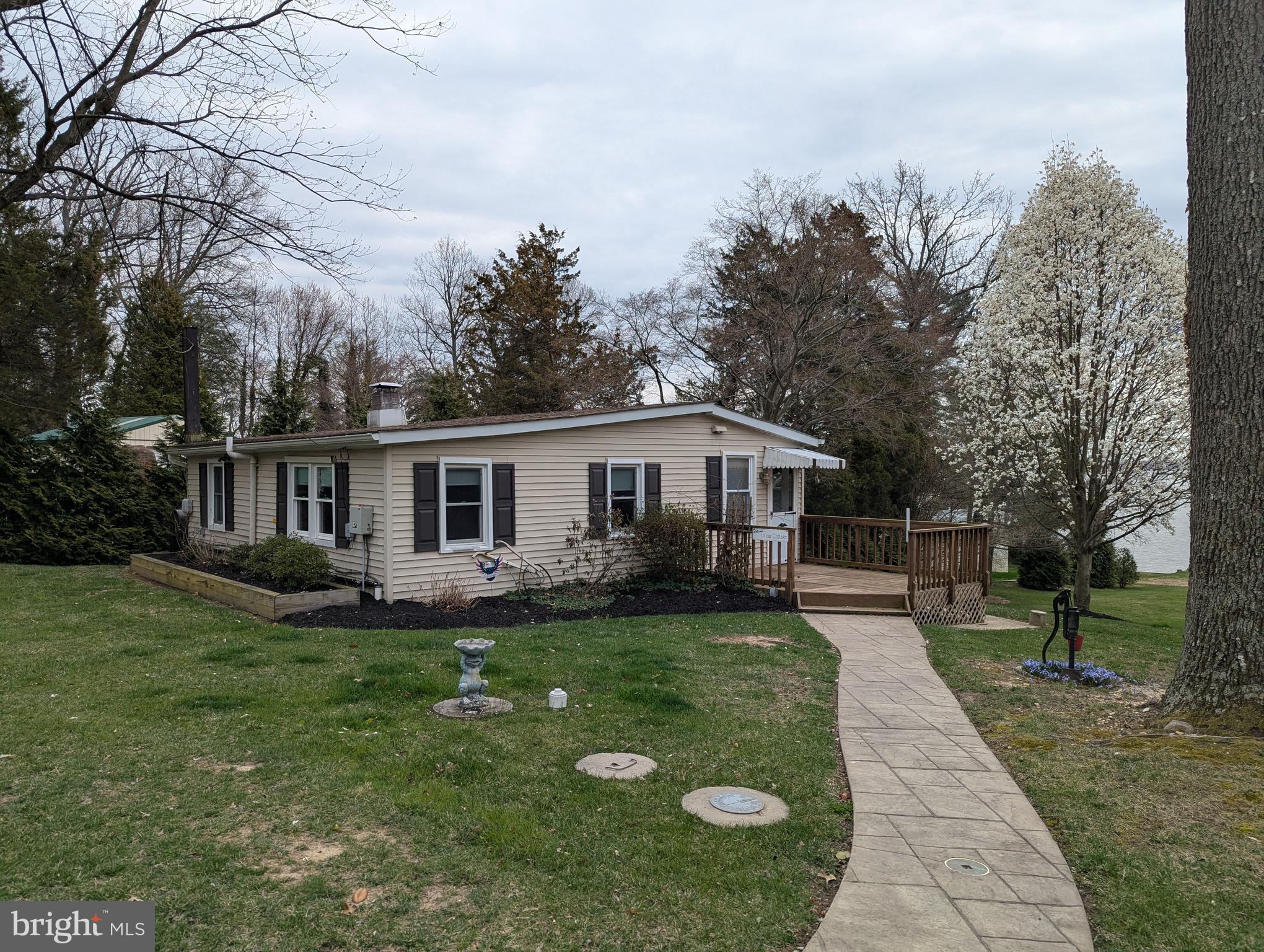 OTTER POINT - Residential