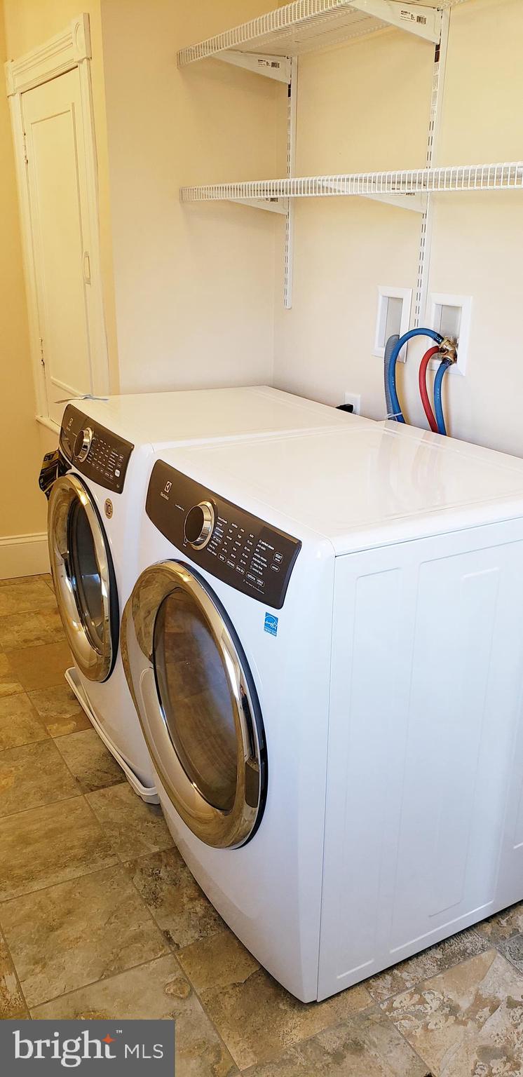 NARBERTH - Residential Lease