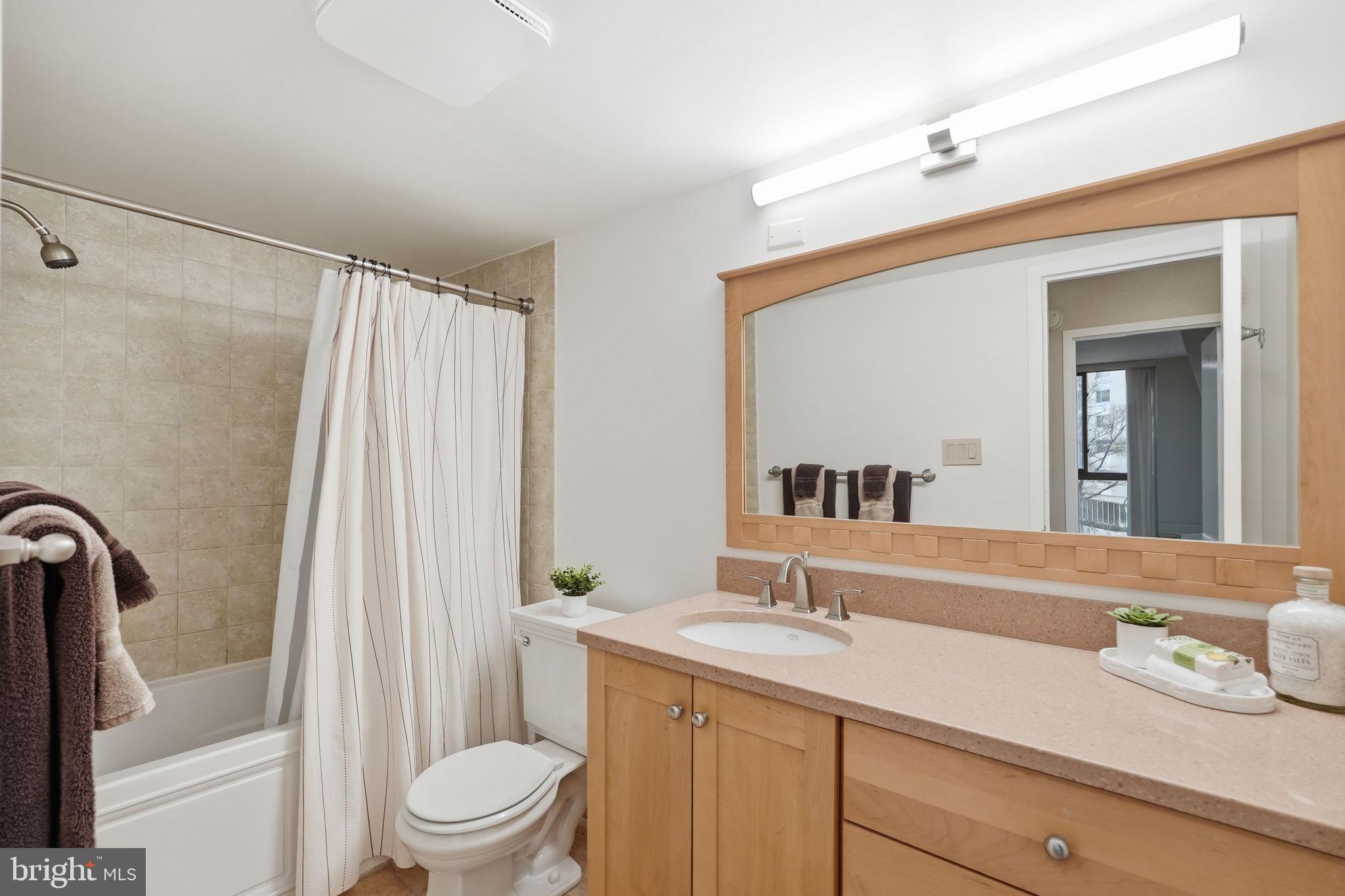 4620 NORTH PARK AVE - Residential