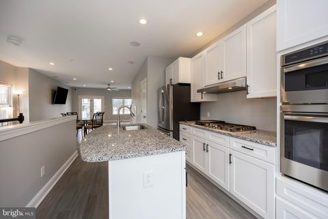 Photo of 622 Fulton Street, CONSHOHOCKEN, PA 19428 (MLS # PAMC2168784)