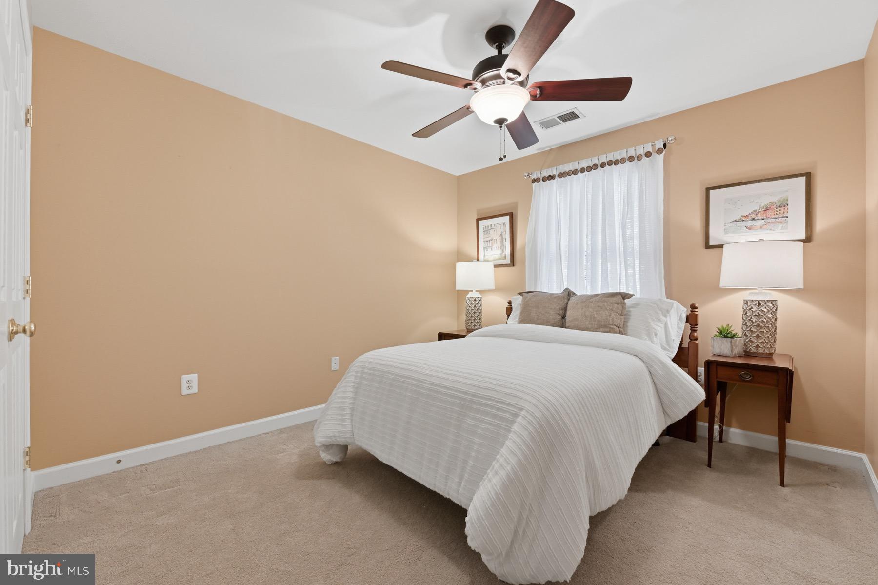 SUMNER GROVE PLAT 1> - Residential